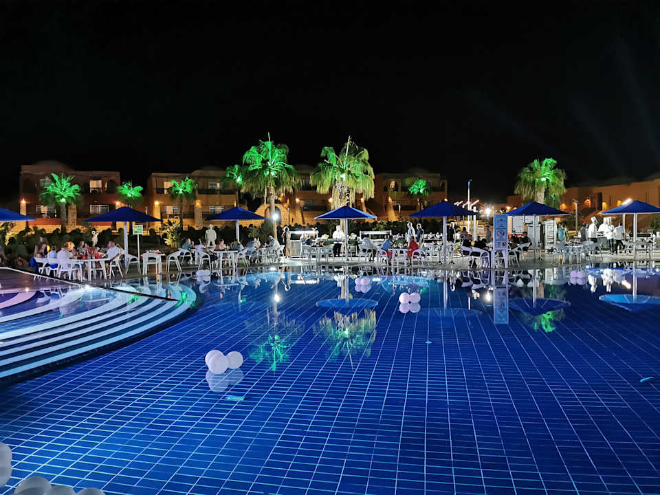 Pool Pickalbatros Villaggio Resort - Portofino