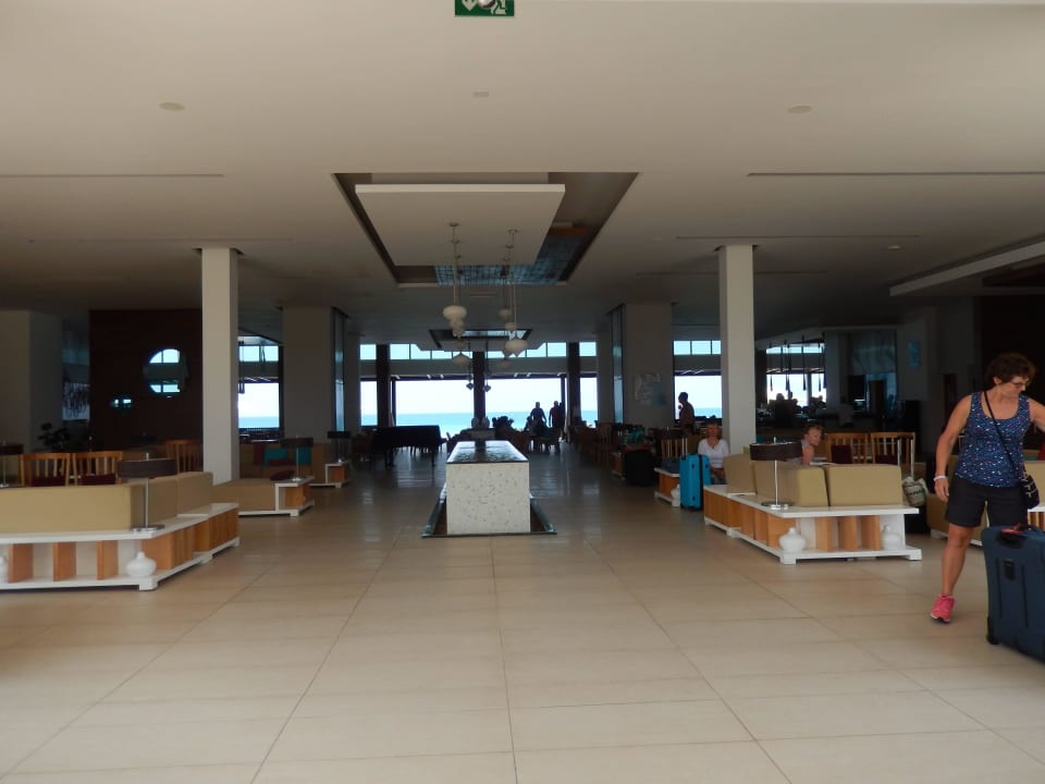 Eingang Playa Vista Azul