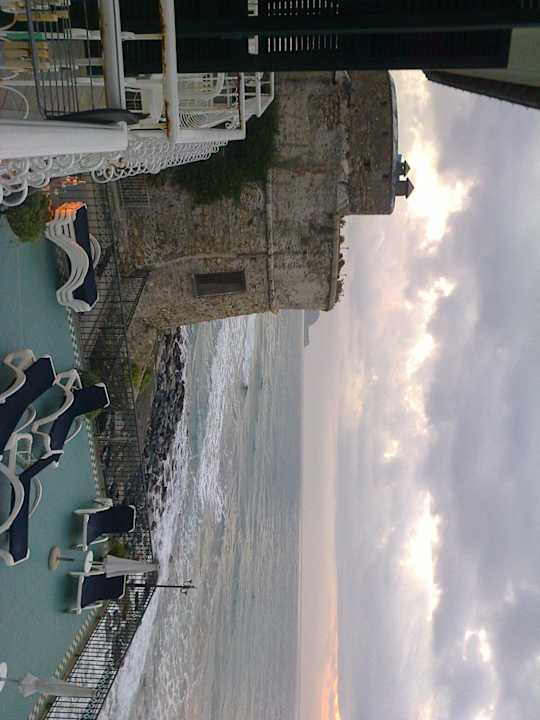 Blick von Zimmerbalkon Hotel Savoia