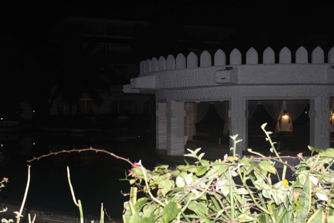 Pool Hotel Southern Palms Beach Resort