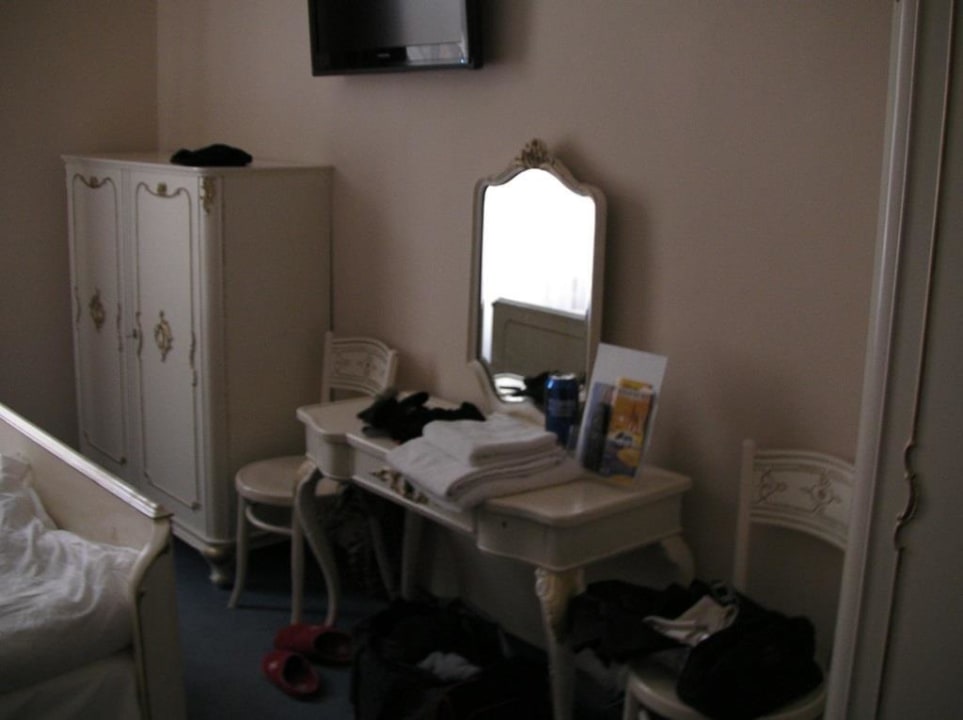 Zimmer 211 Hotel Taurus