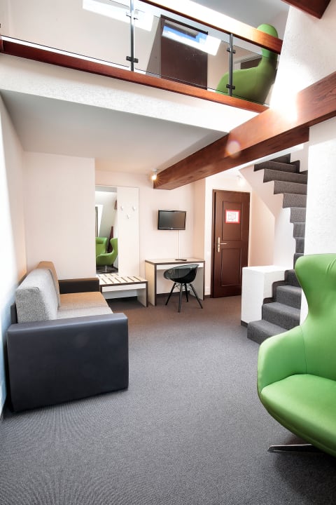 Zimmer b_smart motel Basel