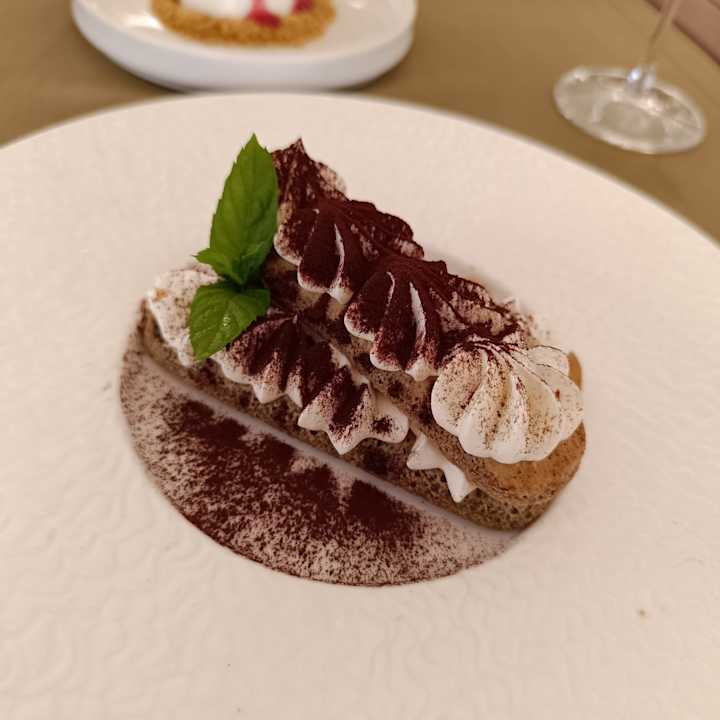 Gastro Xanadu Resort Hotel