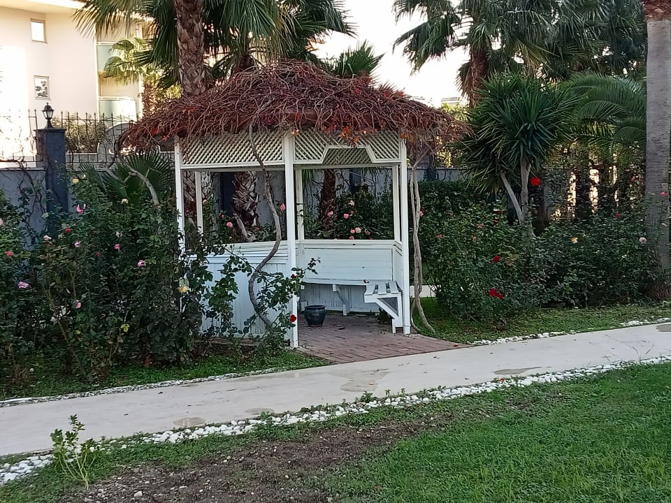Gartenanlage Grand Seker Hotel