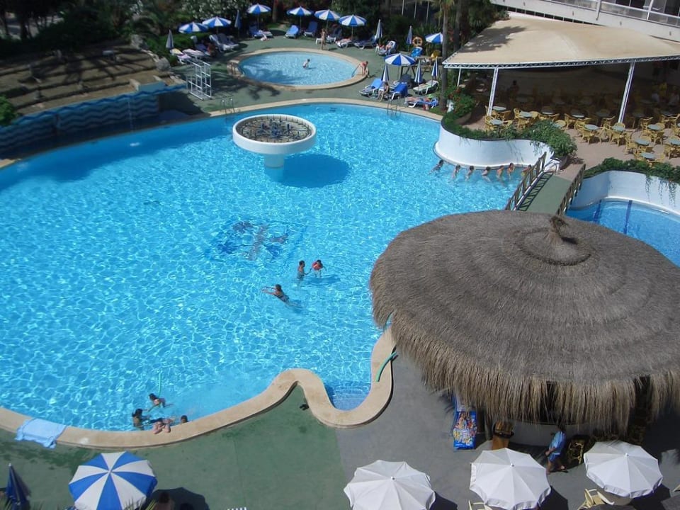 Poolblick vom Zimmer aus BG Hotel Rei del Mediterrani Palace