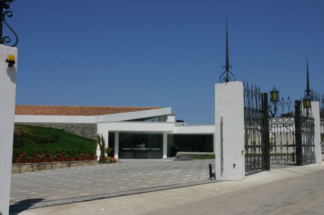 Eingangsbereich des Hotels Aldiana Club Rocca Nettuno Calabria