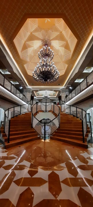 Lobby Royal Taj Mahal Hotel