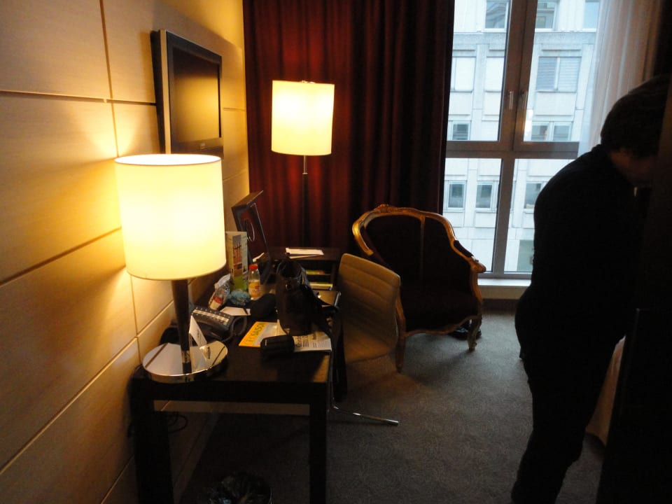 Schreibtsich Lindner Hotel Vienna Am Belvedere, part of JdV by Hyatt