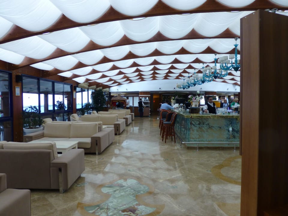 Lobbybar Granada Luxury Okurcalar