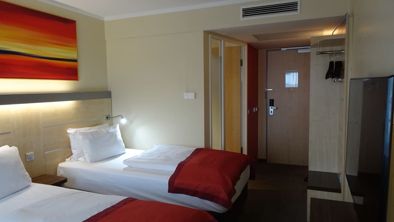 Zimmer Premier Inn Stuttgart Airport