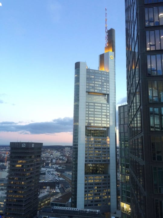 View from room INNSIDE by Meliá Frankfurt Eurotheum