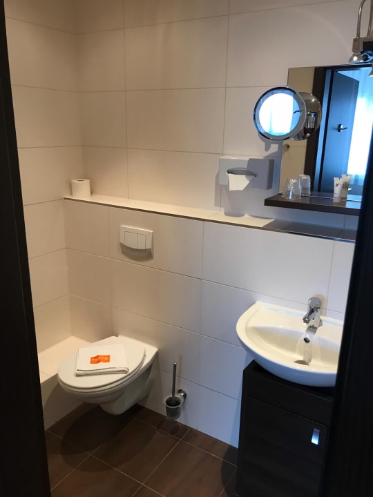Zimmer Hotel home