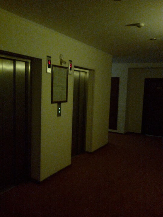 Elevators Hotel Sarmis