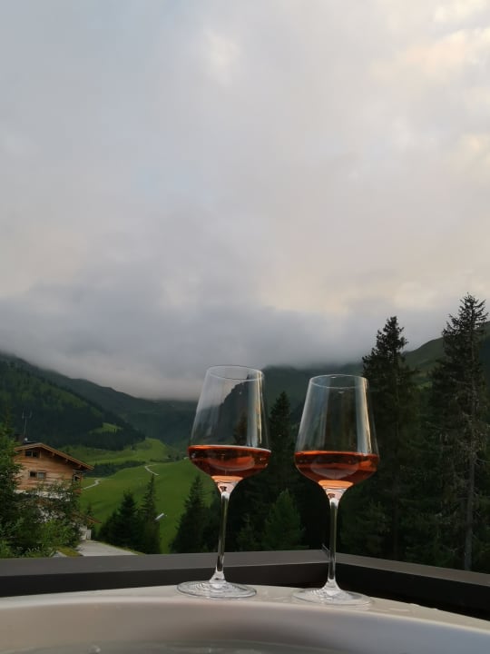 Pool Montana Hochfügen