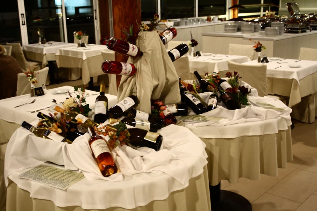 Restaurant HARPIN Happy Days Beach Hotel