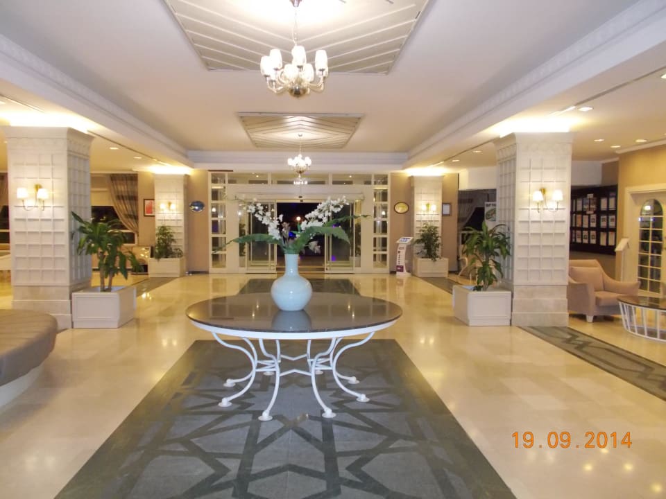 Eingangsbereich Bella Resort & Spa