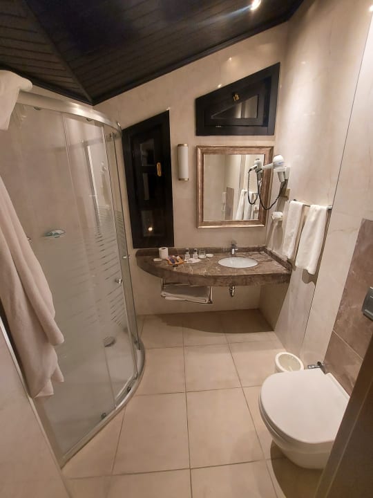 Zimmer Sunrise Resort Hotel