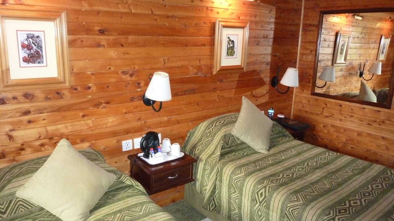 Zweckmässig ausgestattet Hotel Serena Mountain Lodge