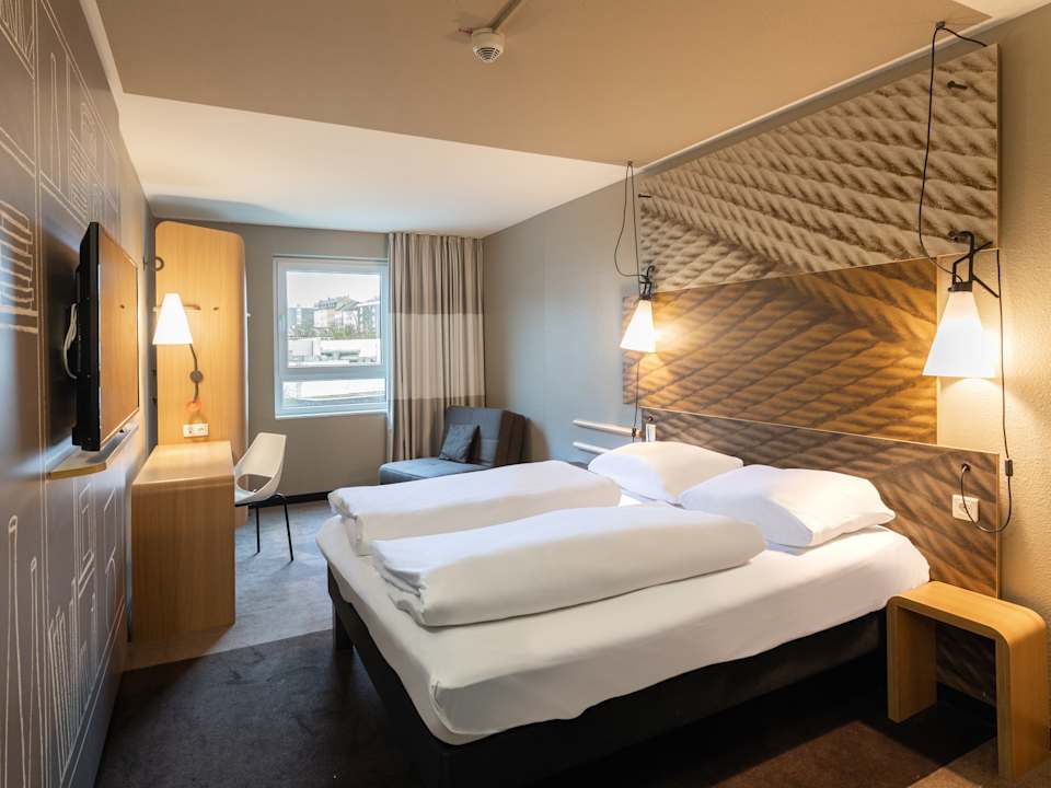 Zimmer B&B HOTEL Wuppertal-City