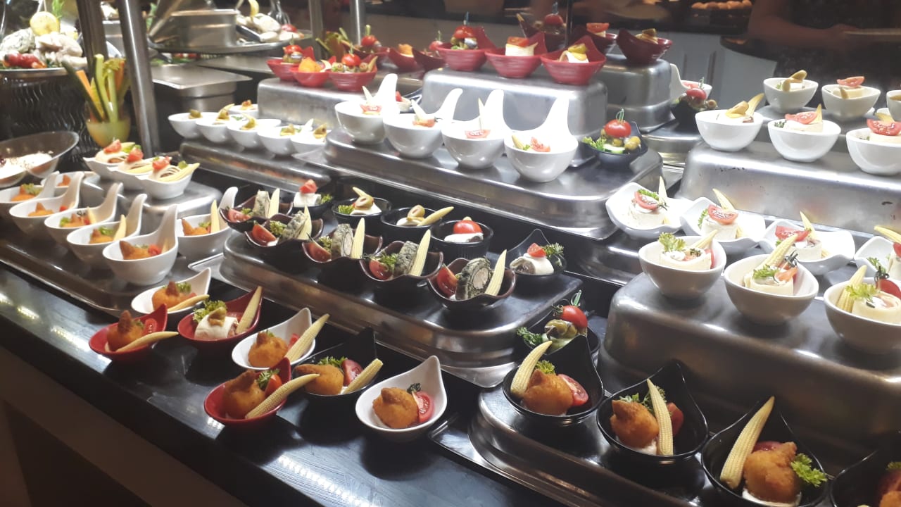 Gastro Well Palace Side