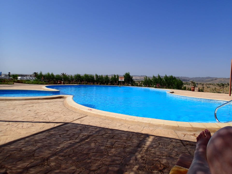 Relaxpool Three Corners Equinox Beach Resort