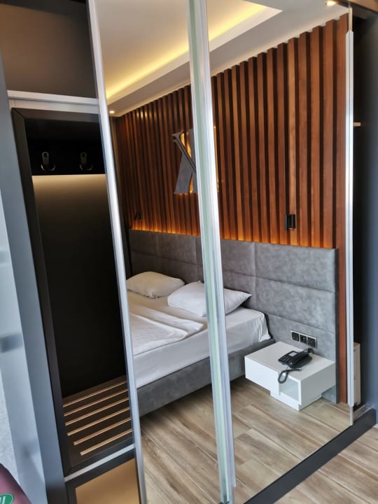 Zimmer Kaila Beach Hotel