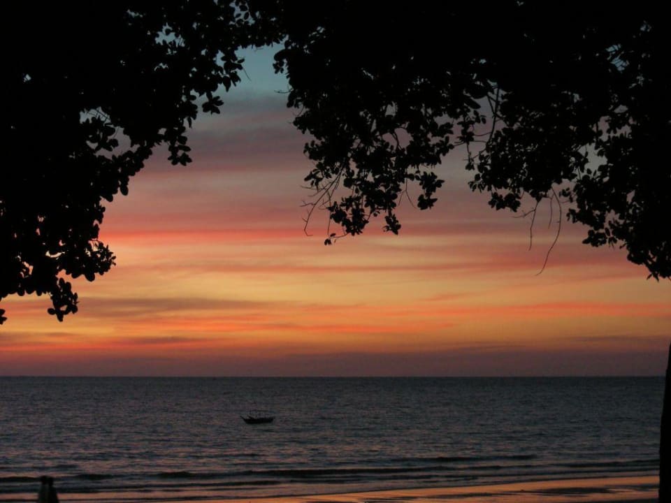 Dieser Sonnenuntergang ist echt Hilton Ngapali Resort & Spa