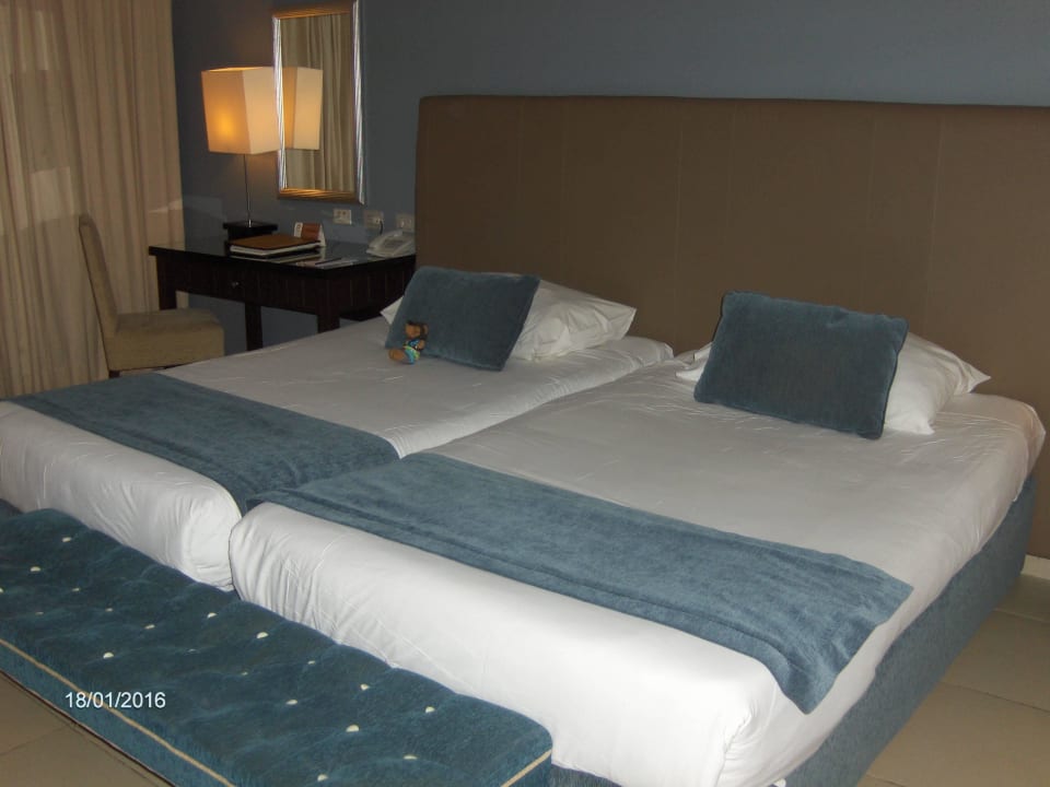 Twin doubles JAZ Aquamarine Resort