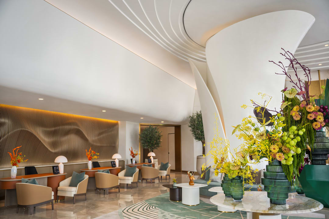 Lobby Address Creek Harbour