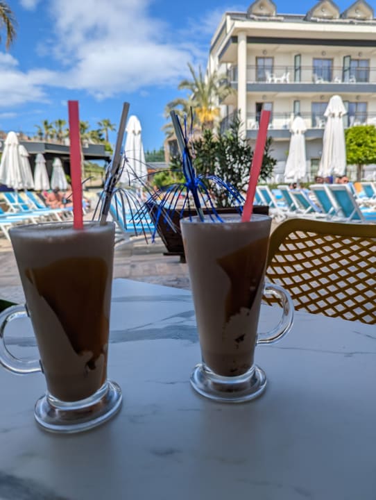 Gastro Dream World Palace Hotel