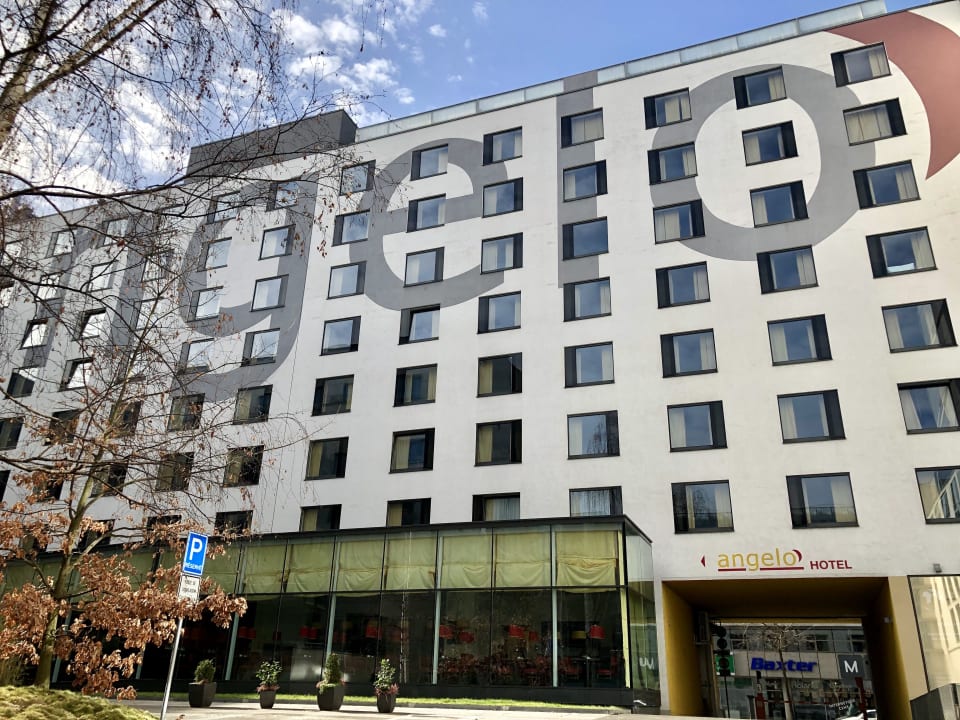 orea hotel angelo praha 4*