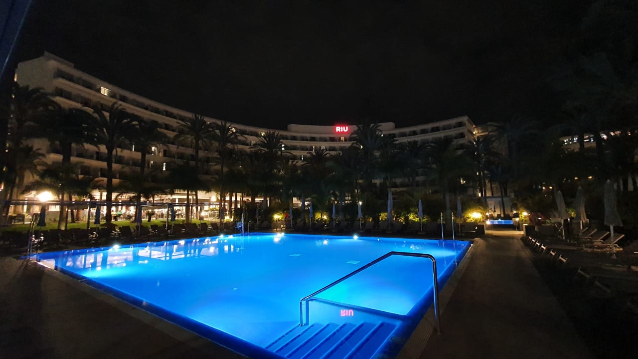 Pool Hotel Riu Palace Palmeras