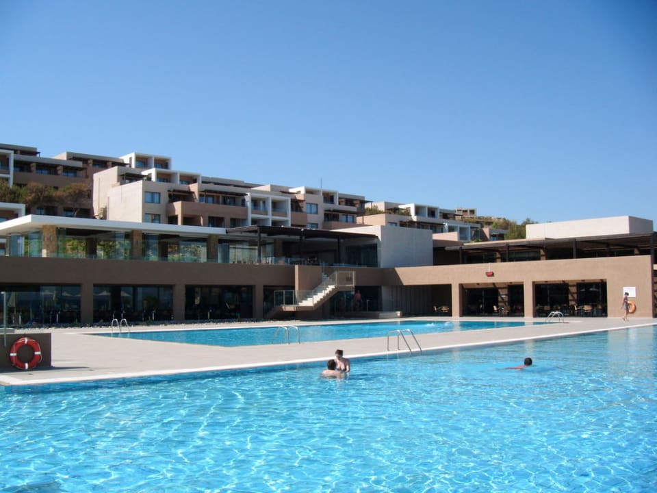 Pool mit Hotelkomplex Atlantica Mikri Poli Kos