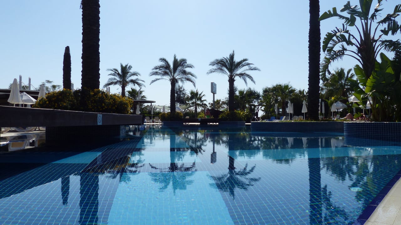 Es gibt versch. Ansichten Sunis Evren Beach Resort Hotel & Spa