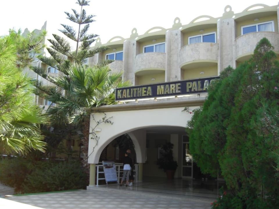 Eingang und Rezeption Hotel Kalithea Horizon Royal