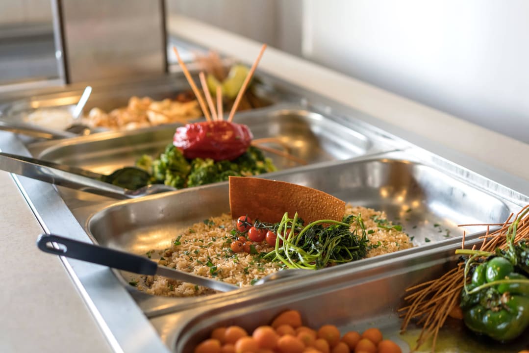 Buffet HARPIN Happy Days Beach Hotel