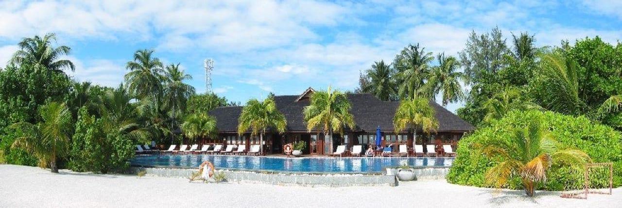 Sunrise Pool Sun Siyam Olhuveli