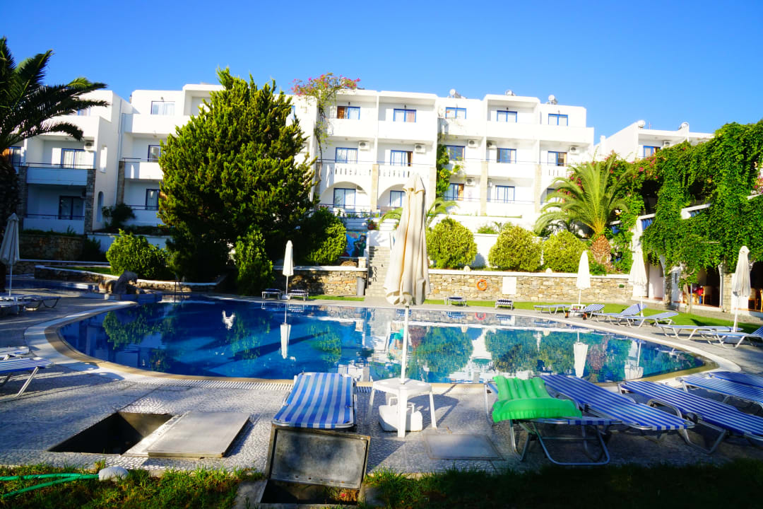 Pool Ekaterini Hotel