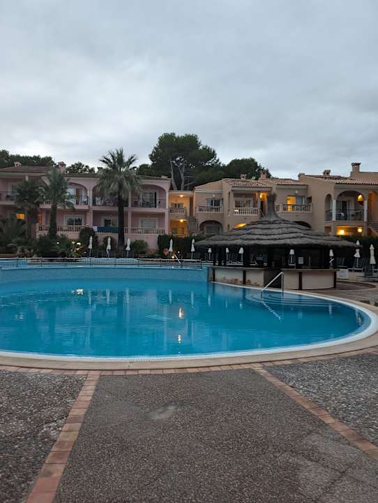 Pool R2 Lago Playa Park