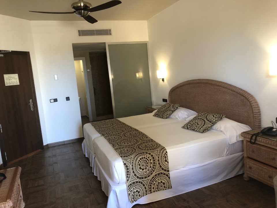 Zimmer Hotel Riu Touareg