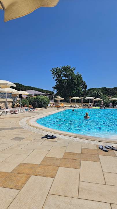 Pool Futura Club Colostrai