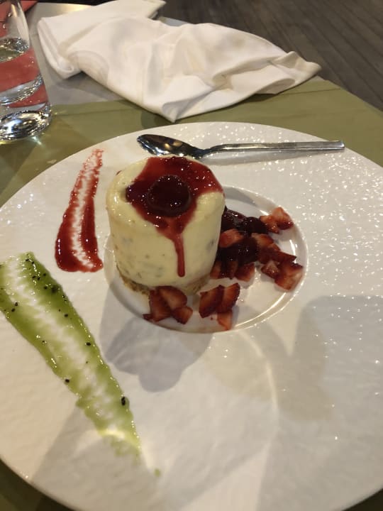 Gastro Xanadu Resort Hotel