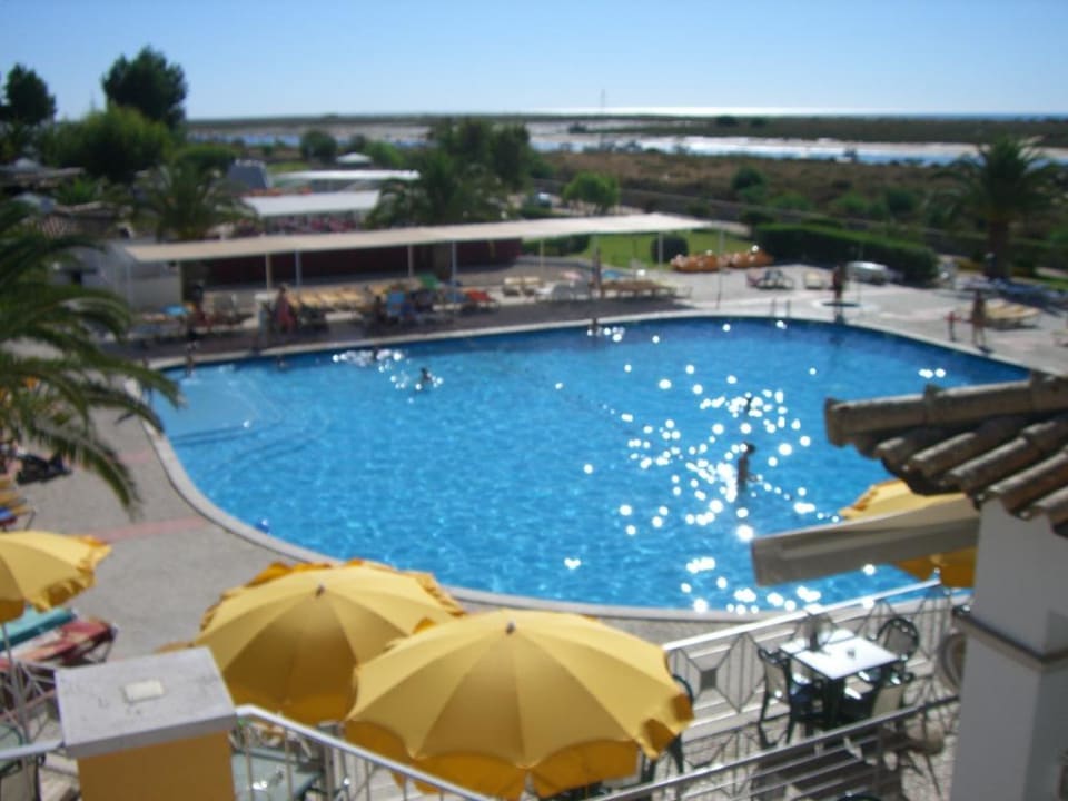 Zweiter Pool Golden Club Cabanas