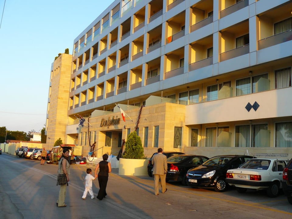 Dolphin Hotel Dolphin Resort