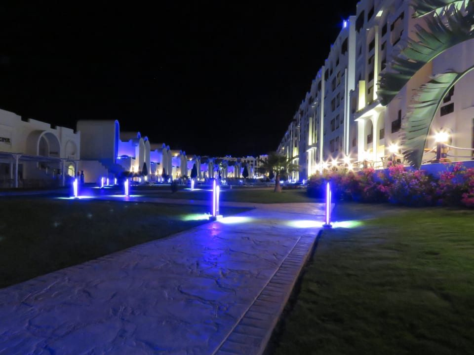 Außenansicht Gravity Hotel & Aquapark Sahl Hasheesh