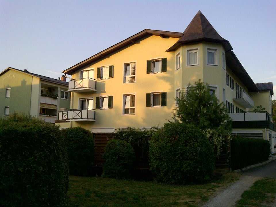 Gartenseite des Hotels Hotel Thermenhof Koch