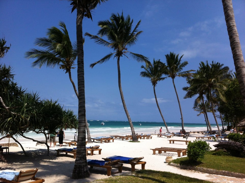 Gartenanlage mit Strand Ocean Village Club