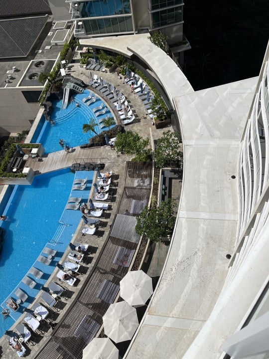 Pool The Ritz-Carlton Residences, Waikiki Beach
