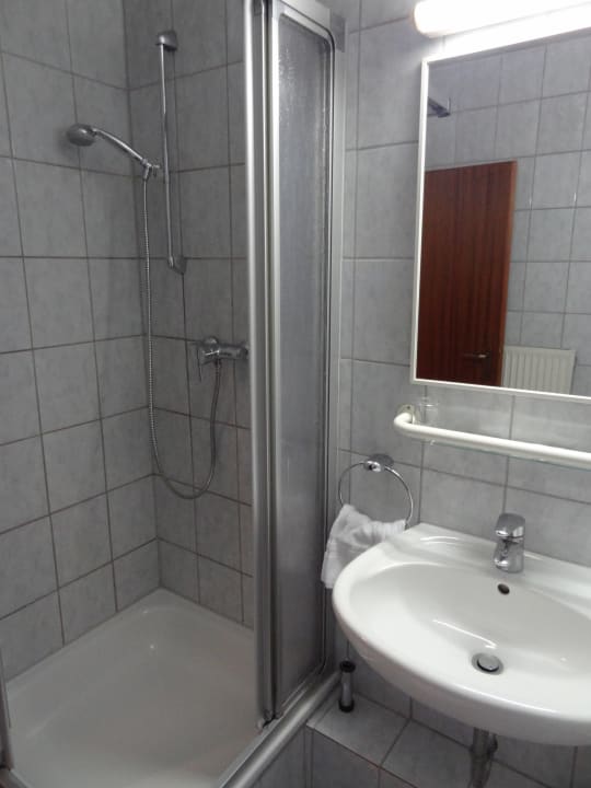 Sehr kleines Badezimmer Hotel Astoria