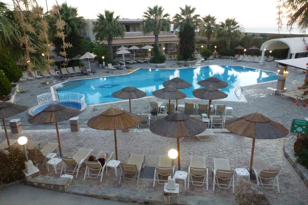 Pool Hotel Kouros Palace